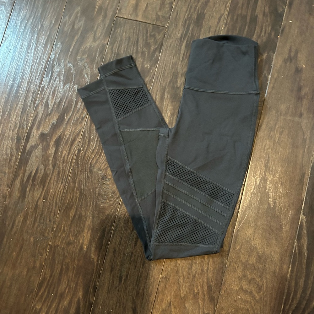 Lululemon Gray Leggings with mesh
